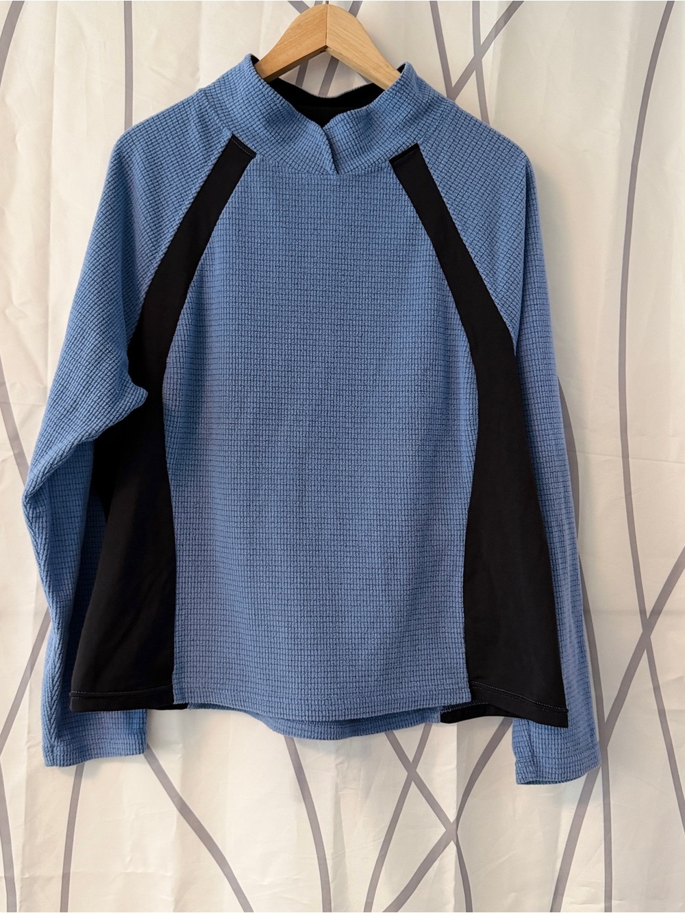 L.L. Bean Women’s XL Blue and Black cabincore y2k Waffle-Knit Turtleneck Sweater